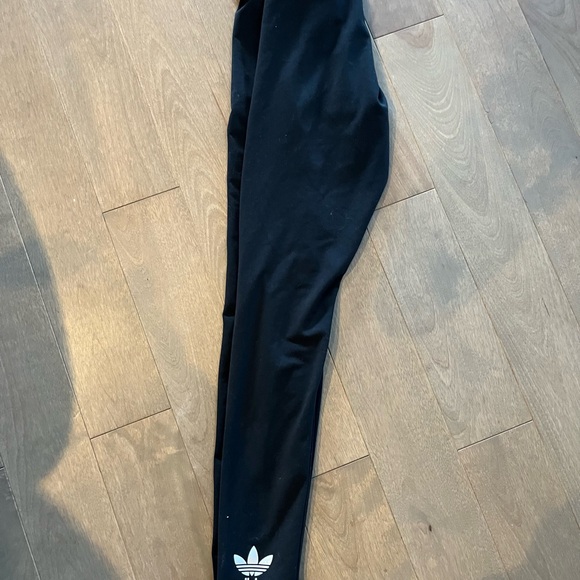 Adidas leggings xsmall like new - Picture 2 of 3